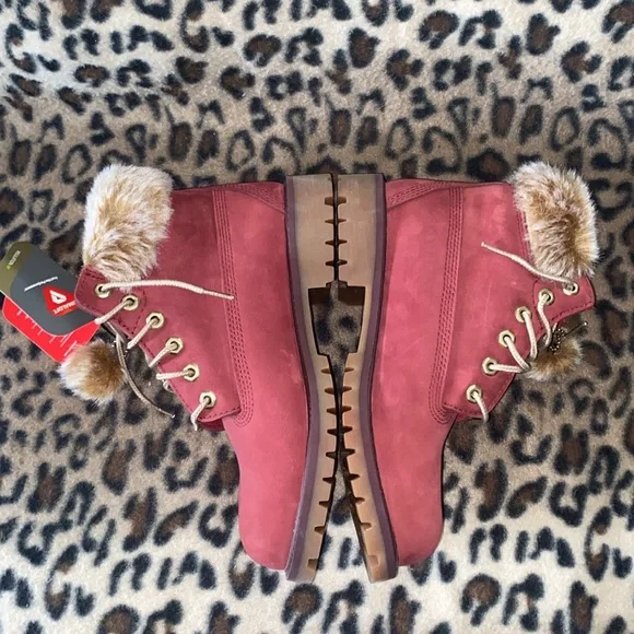 Timberland Boots Girls Size 3 Burgundy Boot Fur Timberland A1U5A Water Resistant - Picture 10 of 16